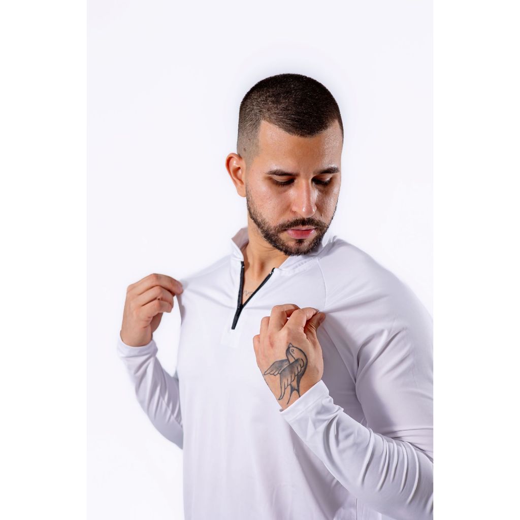 Camiseta proteção UV Termica Gola Alta com Ziper Masculina Preta Camisa de pescaria